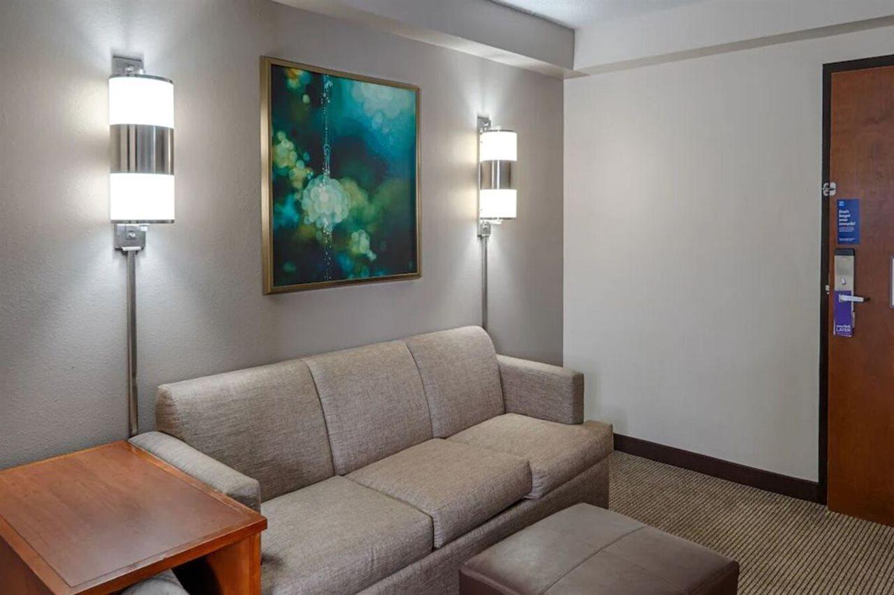 Hyatt Place North Raleigh Midtown Extérieur photo